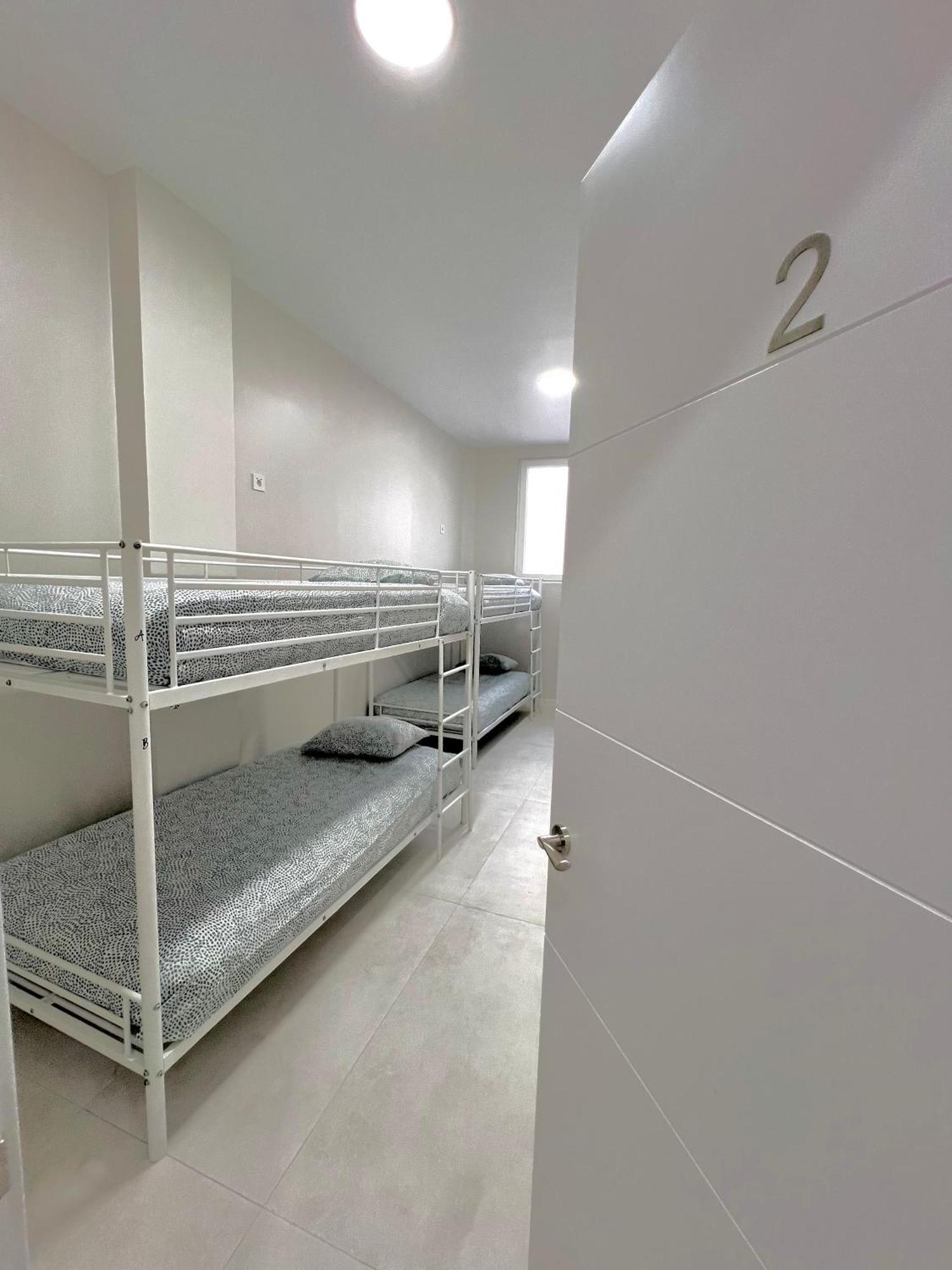 Hostel Oasis マドリード エクステリア 写真