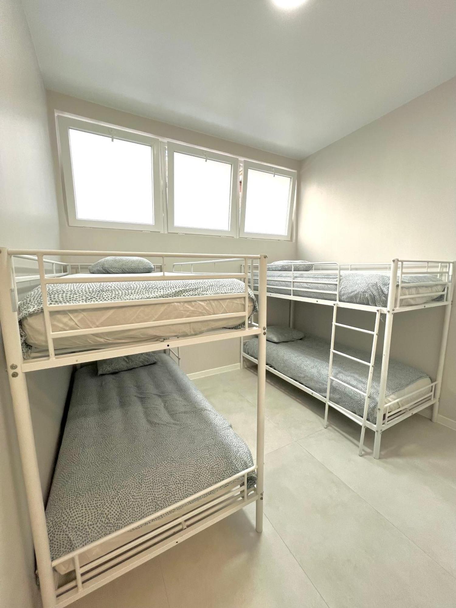 Hostel Oasis マドリード エクステリア 写真