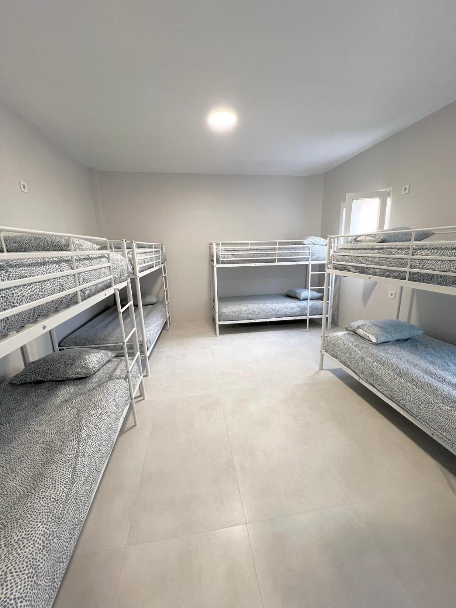 Hostel Oasis マドリード エクステリア 写真